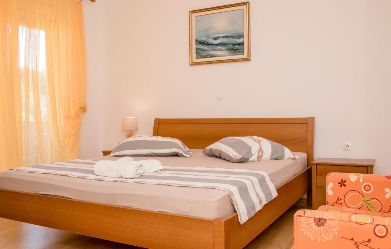 Apartments Silvana In Kampor 外观 照片